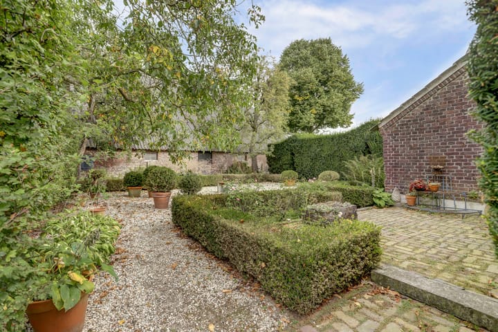 Photo 76 of Hoge Startwijk 1