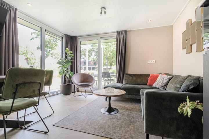 Photo 7 of van Haestrechtstraat 24-298