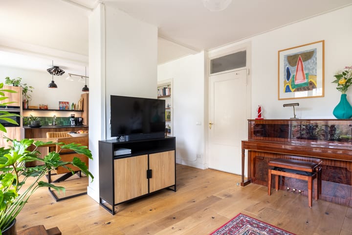 Photo 4 of Ferdinand Bolstraat 61