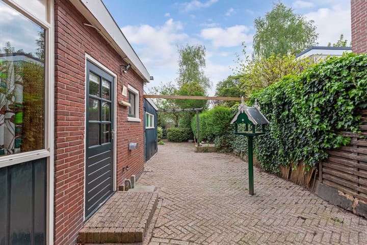 Foto 49 van Stationsweg 86