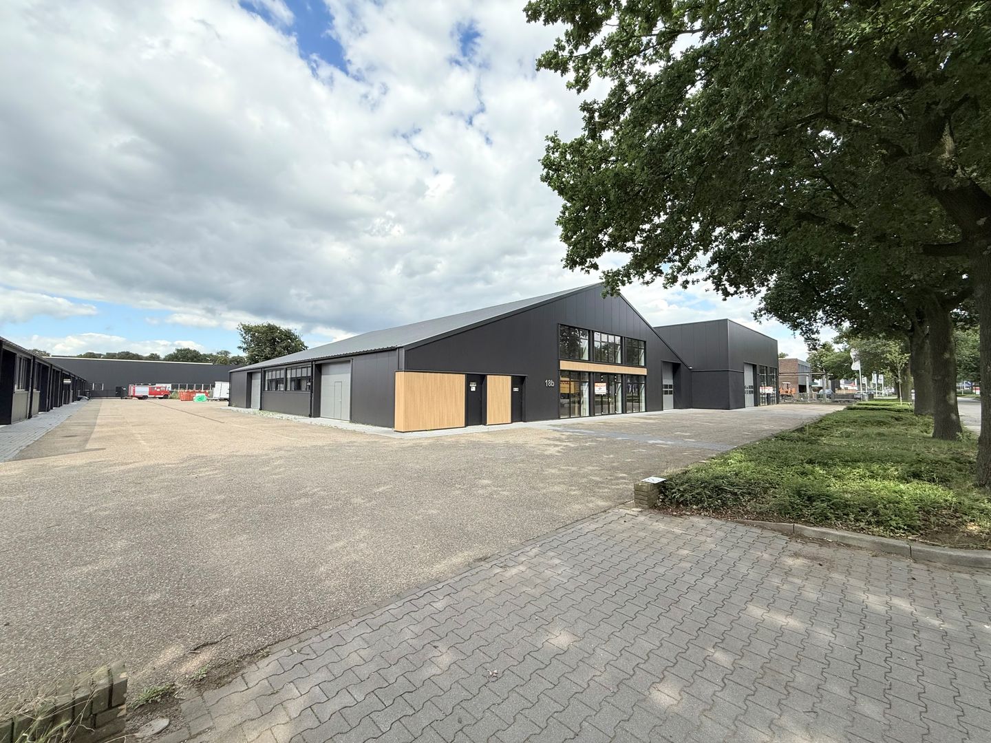 Bekijk foto 2 van Fabriekstraat 18-B