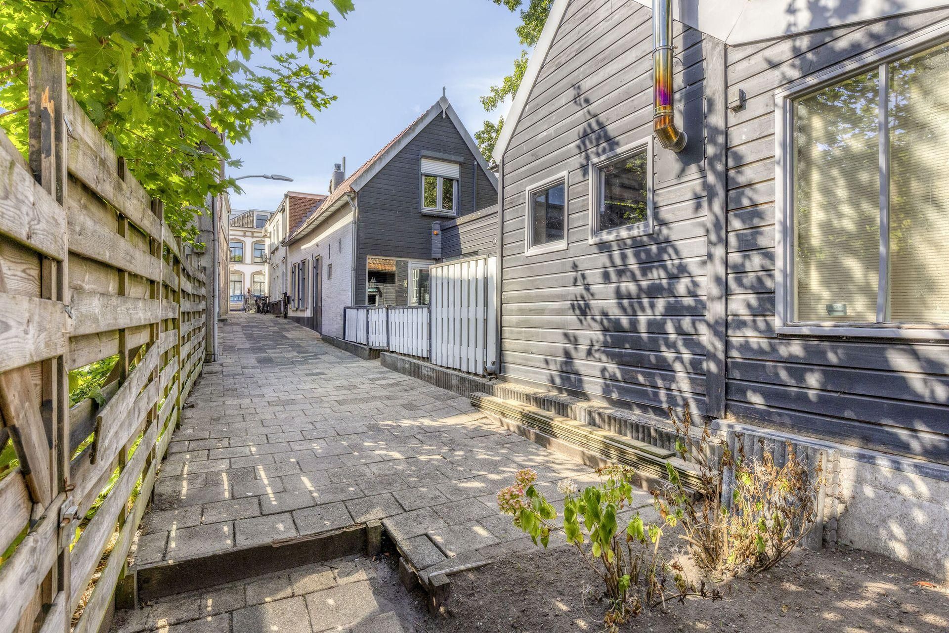 Photo 6 of Hoogstraat 16-E