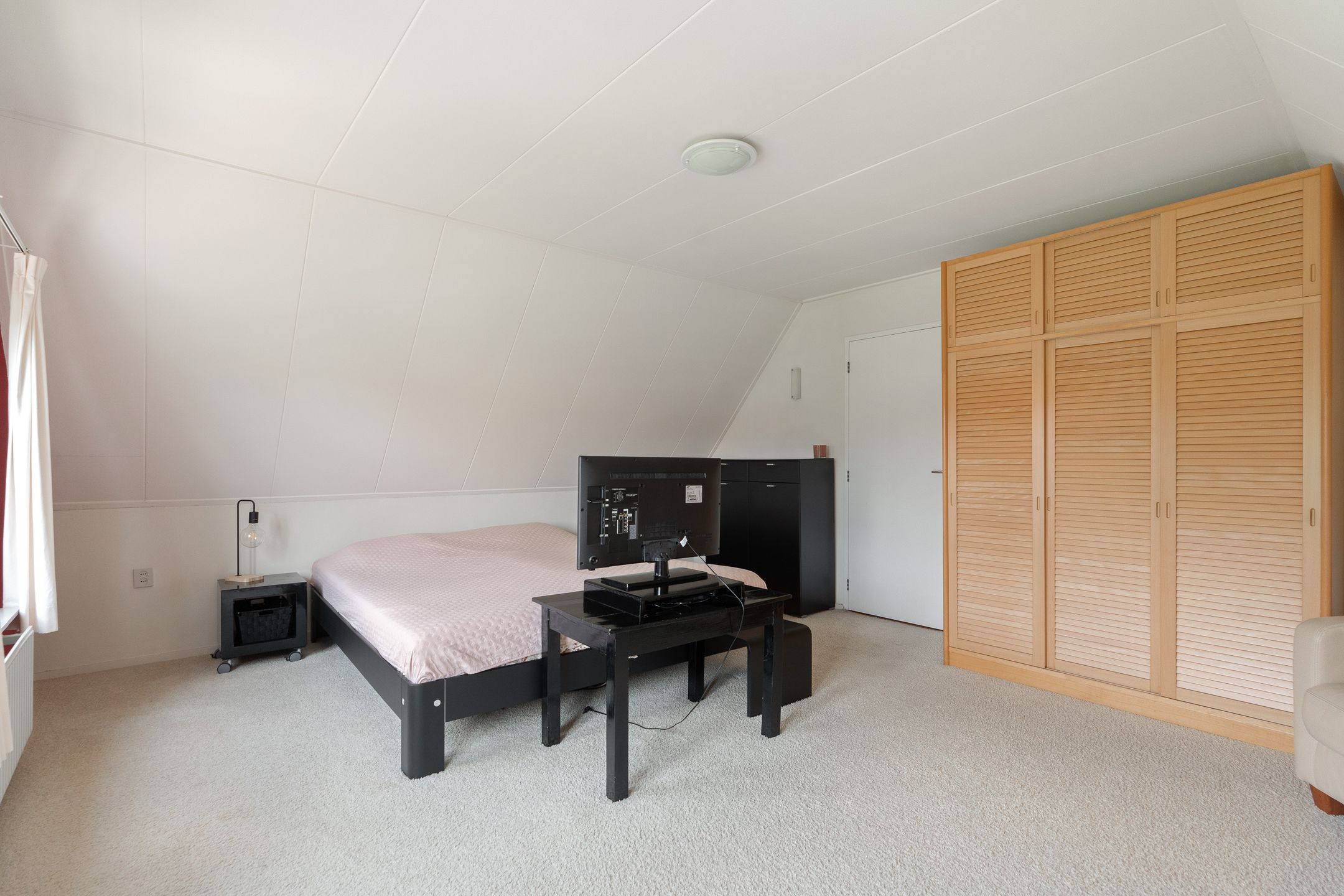 Photo 24 of St. Annastraat 612