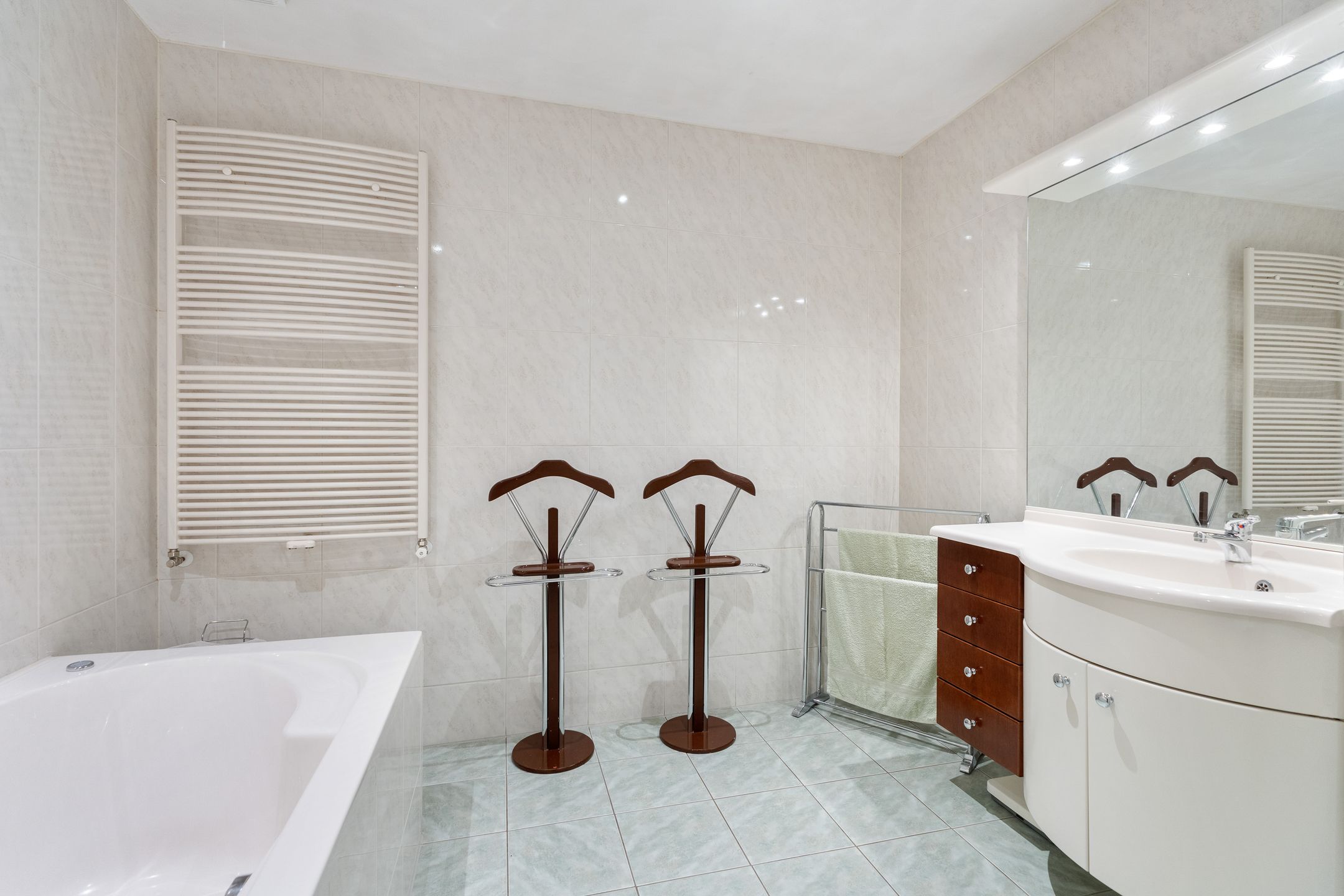 Photo 27 of St. Annastraat 612