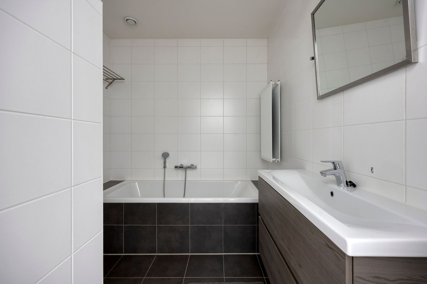 Foto 25 van Achterhaven 65-E