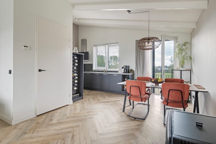 Foto 13 van Waalbandijk 109-C