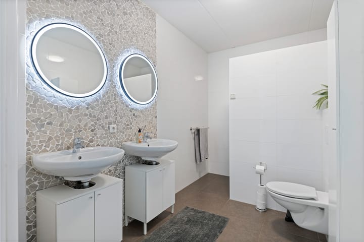 Foto 25 van Waalbandijk 109-C