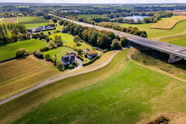 Foto 56 van Waalbandijk 109-C