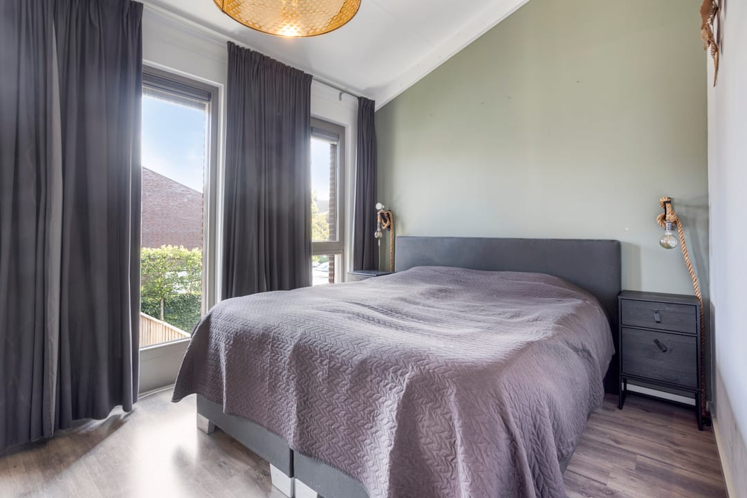 Foto 13 van Donkervoortseloop 20