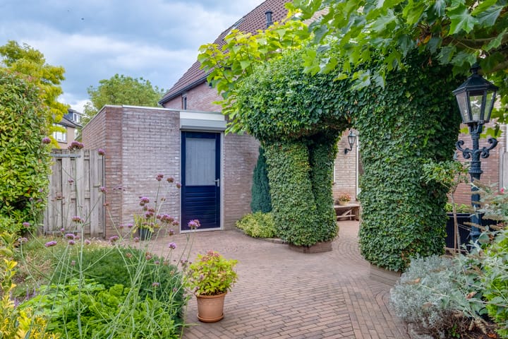 Photo 21 of Deugenweerd 27