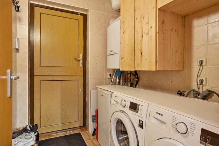 Foto 15 van M.A. van Naamen van Eemneslaan 15