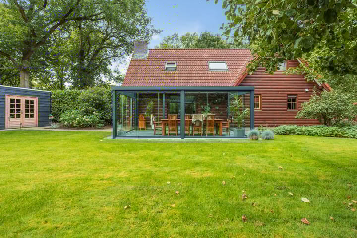 Foto 33 van M.A. van Naamen van Eemneslaan 15