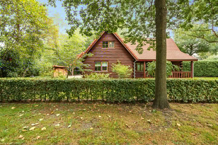 Foto 36 van M.A. van Naamen van Eemneslaan 15