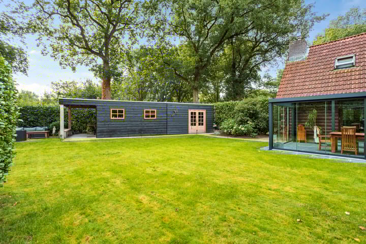 Foto 30 van M.A. van Naamen van Eemneslaan 15