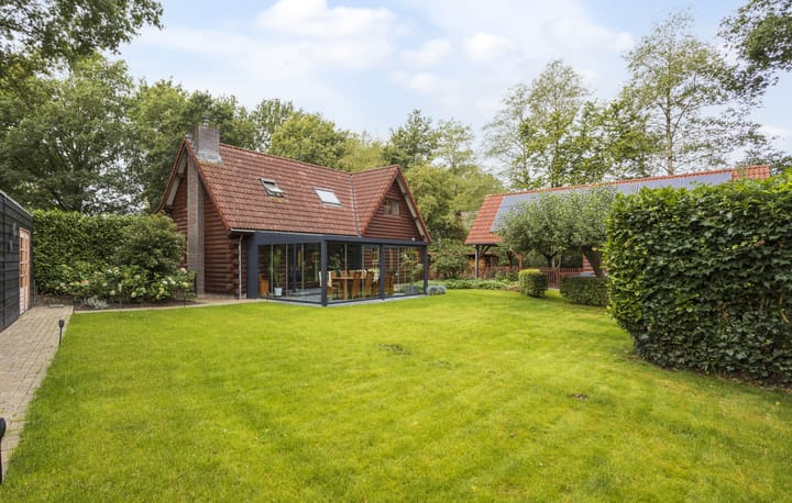 Foto 31 van M.A. van Naamen van Eemneslaan 15