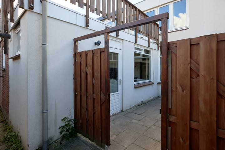 Foto 27 van Oranjestraat 64