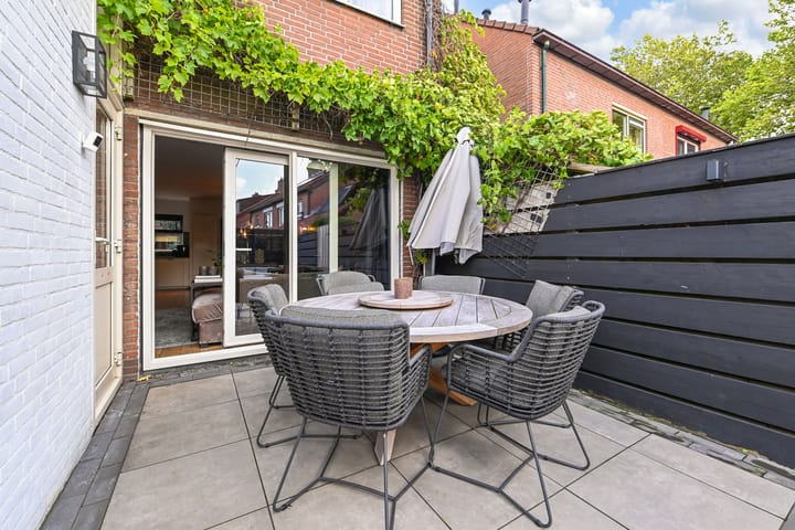 Foto 6 van Lelievaart 42