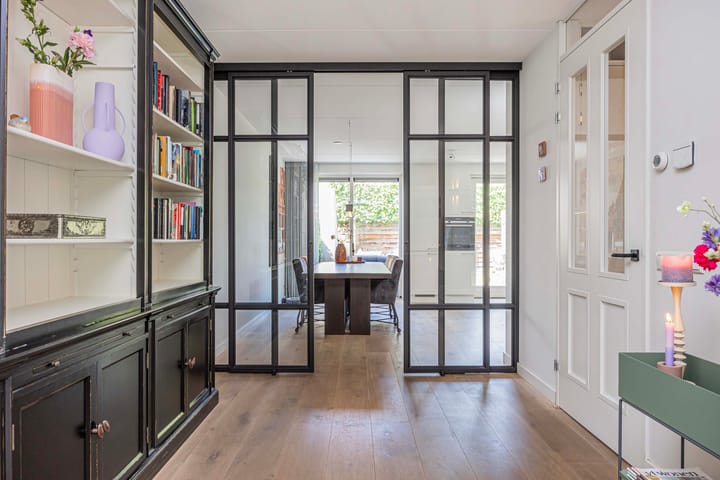 Foto 11 van Vrouwenmantelstraat 22