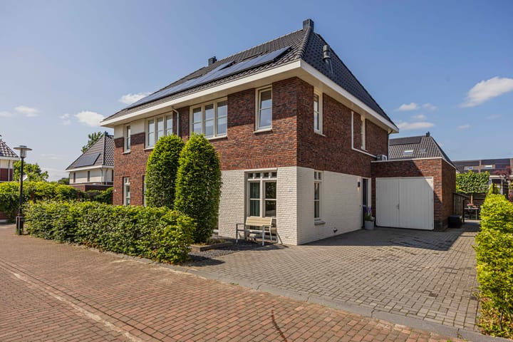 Foto 31 van Vrouwenmantelstraat 22