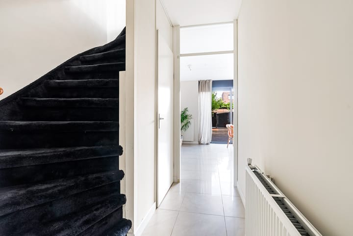 Foto 10 van Vooronder 12