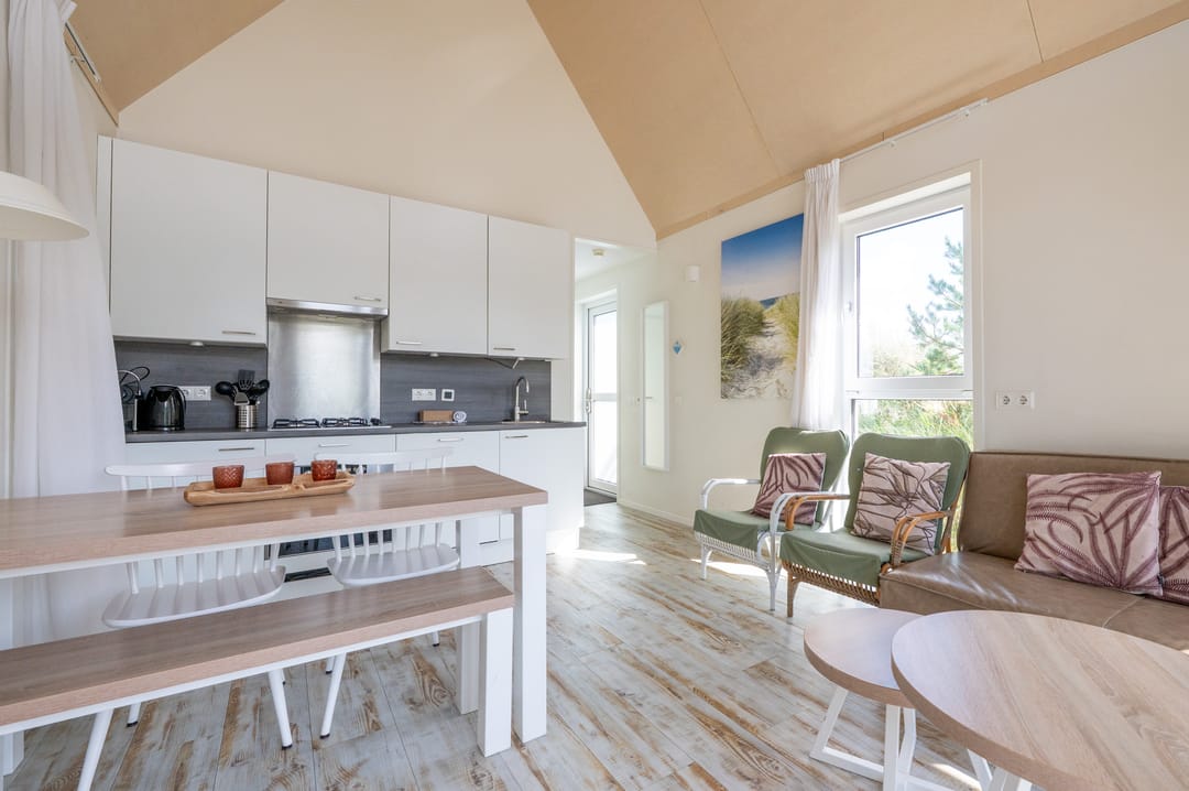 Photo 13 of Zeedijk 24-011