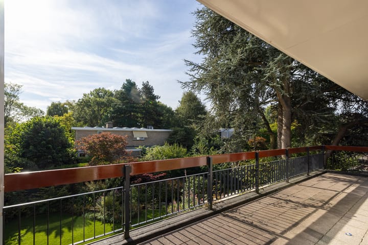 Foto 40 van Brucknerlaan 4