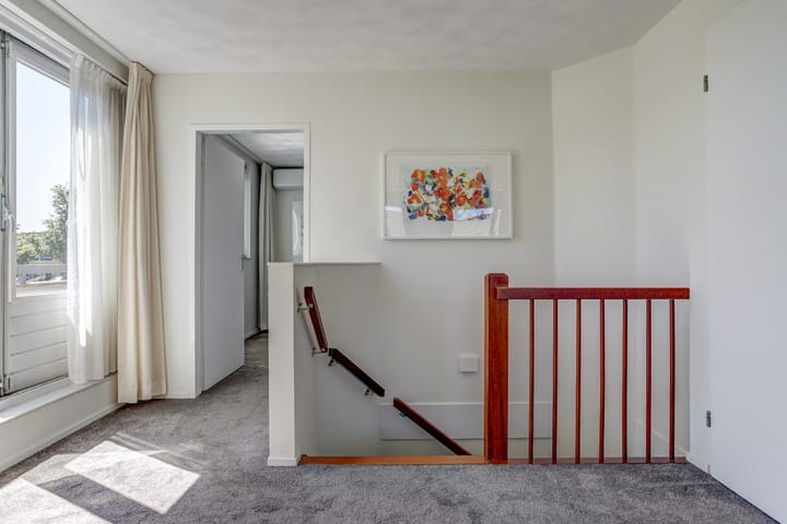 Foto 25 van Moerbeeklaan 32