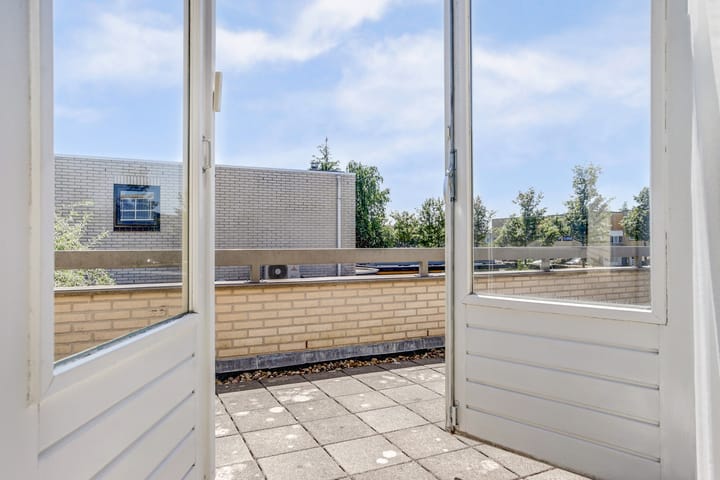 Foto 29 van Moerbeeklaan 32