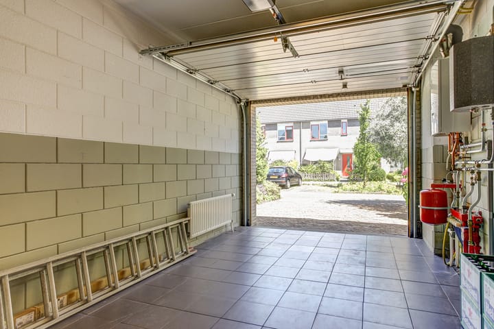 Foto 39 van Moerbeeklaan 32