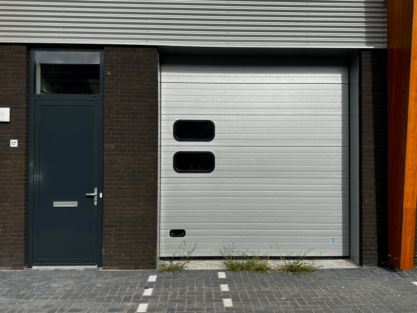 View photo 2 of Industrieweg 12-R