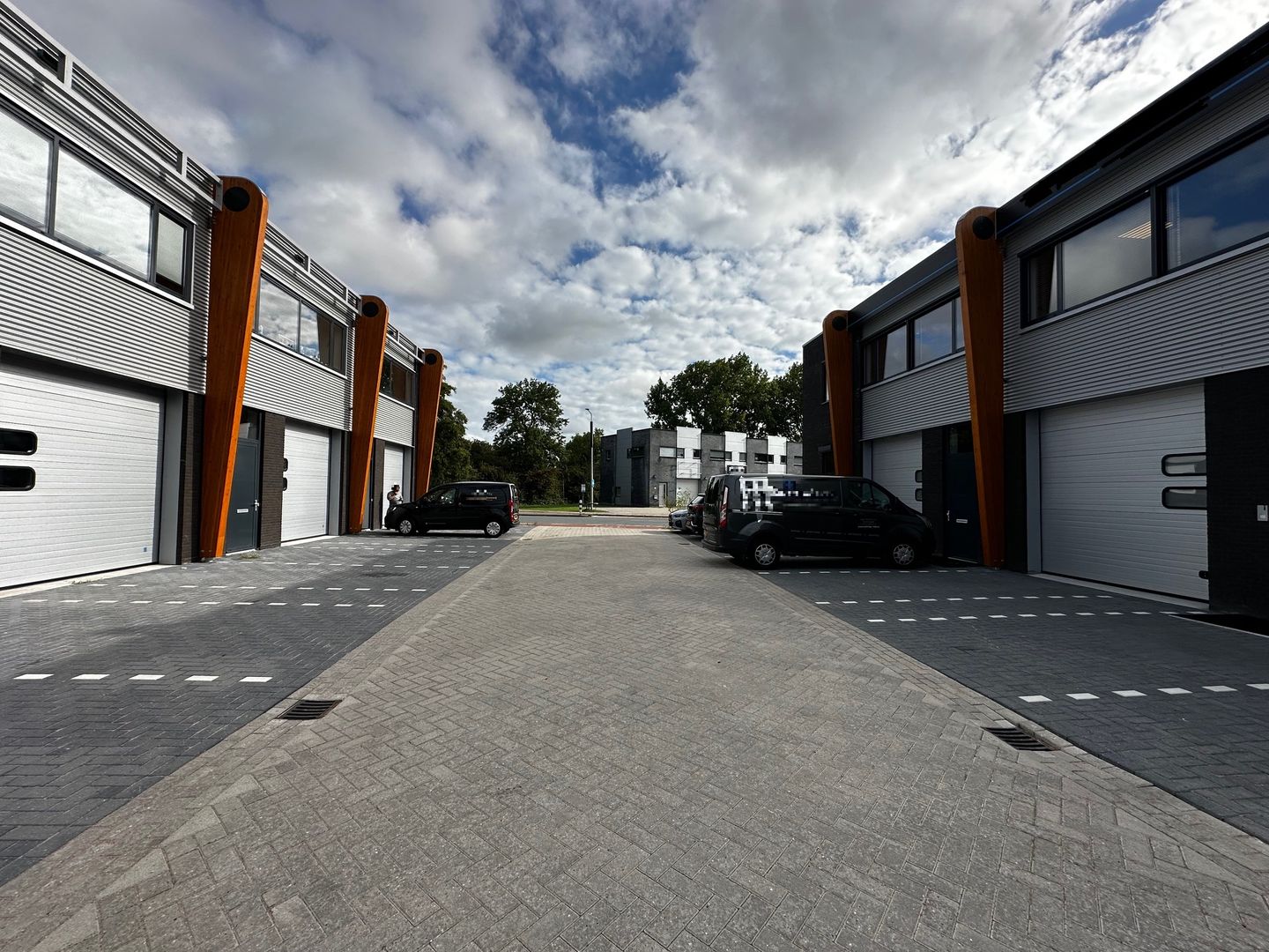 View photo 3 of Industrieweg 12-R