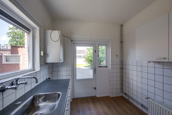 Photo 13 of Veldstraat 8