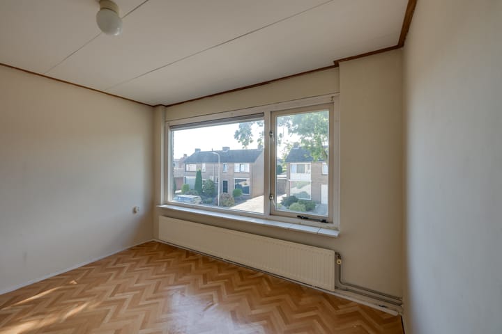 Photo 19 of Veldstraat 8