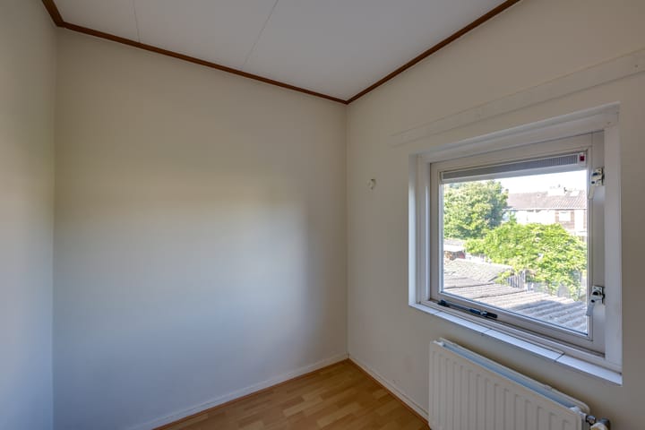 Photo 22 of Veldstraat 8