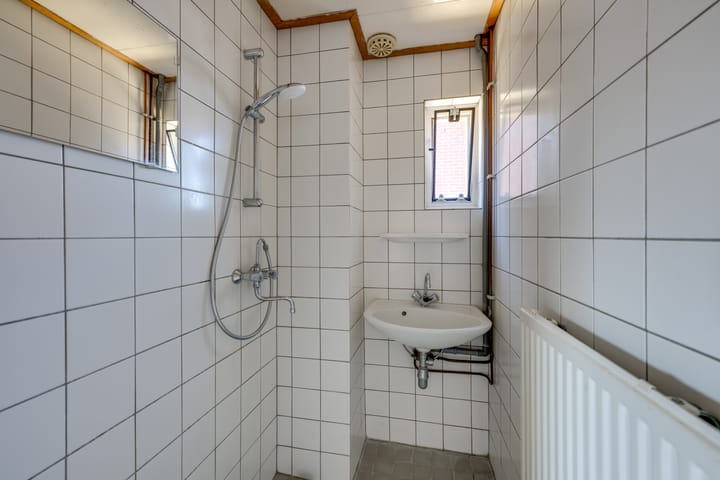 Photo 28 of Veldstraat 8