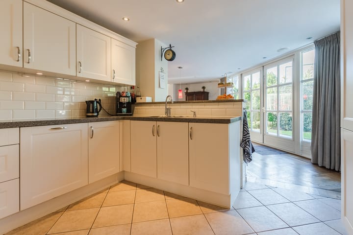 Foto 22 van Zuringweide 10