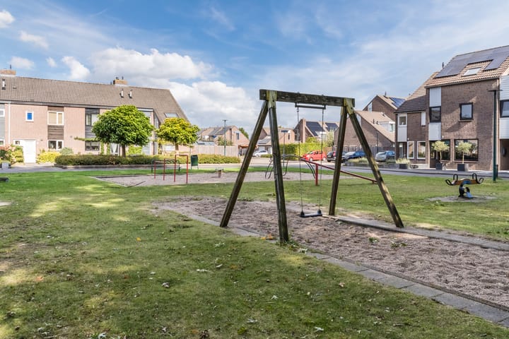 Foto 53 van Zuringweide 10