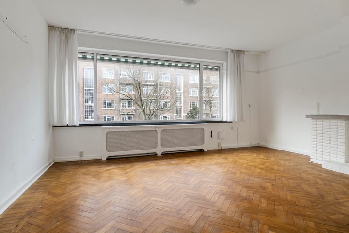 Photo 10 of Van Alkemadelaan 207