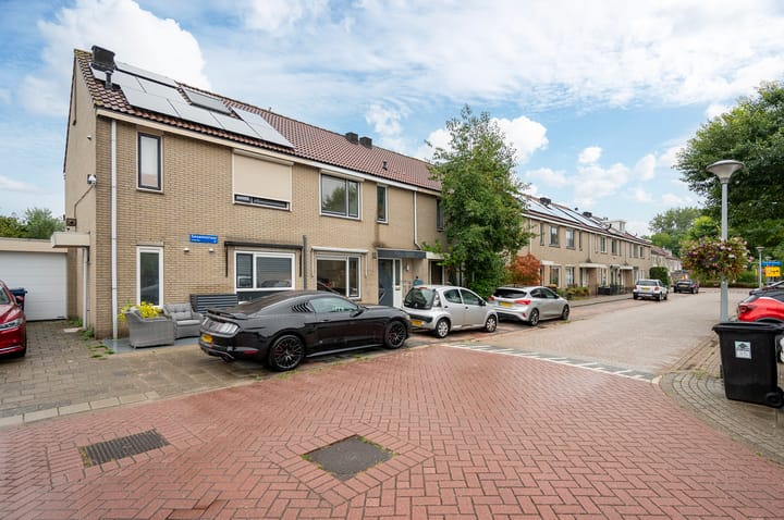 Foto 24 van Sesamstraat 56