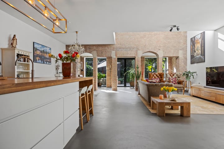 Photo 2 of Rubensstraat 78