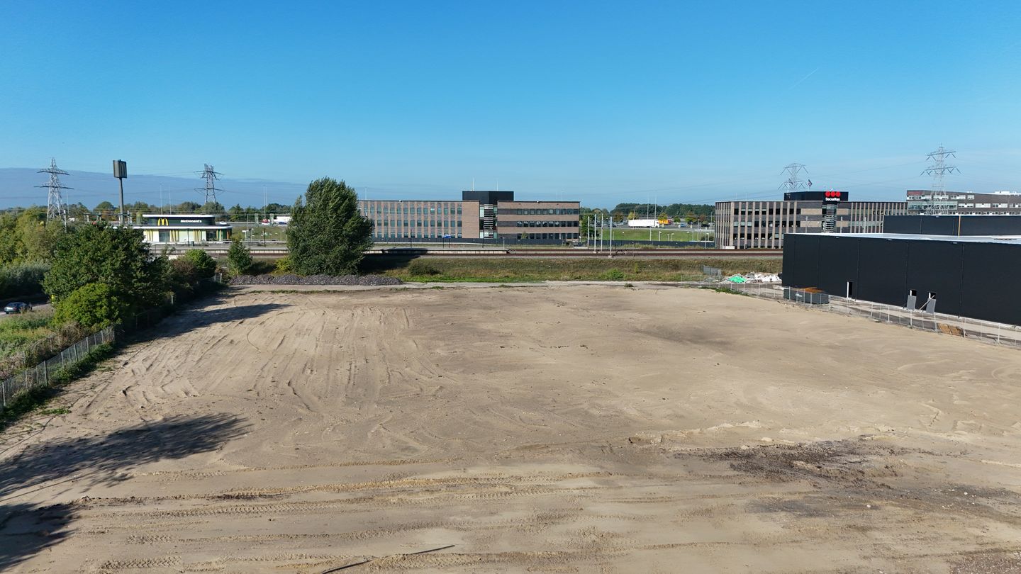 View photo 4 of Merwedeweg