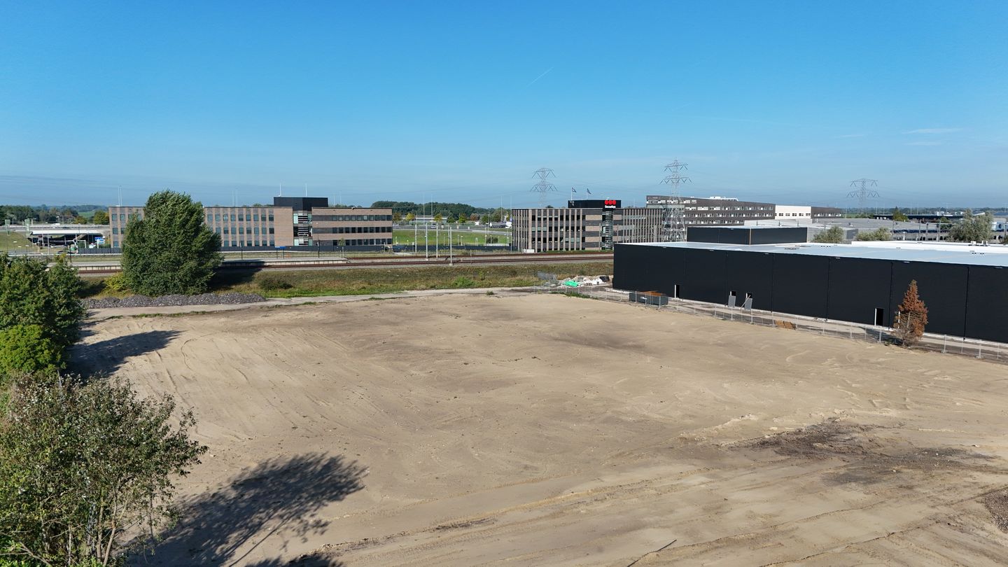 View photo 5 of Merwedeweg