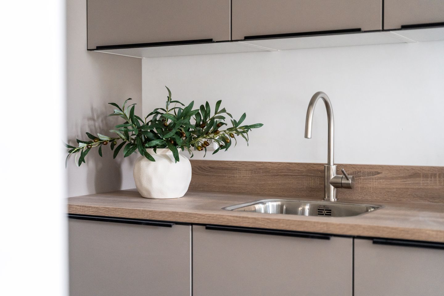 Foto 10 van Raadhuisplein 10