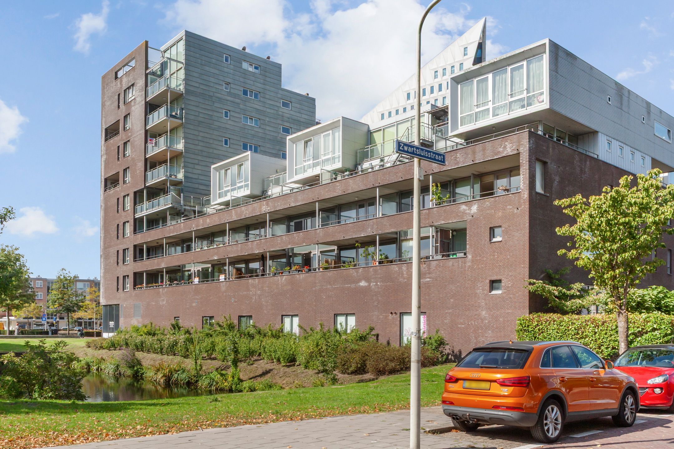 Photo 24 of Zwartsluisstraat 121