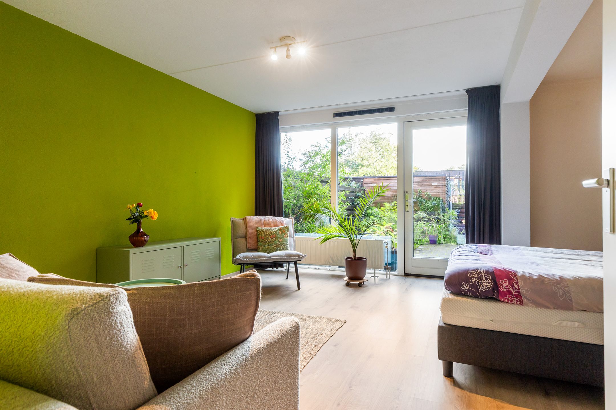 Foto 9 van Burgemeester Jhr. Quarles van Uffordlaan 571