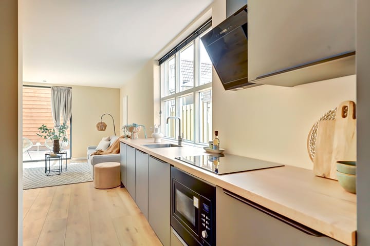 Photo 3 of Julianastraat 15-A