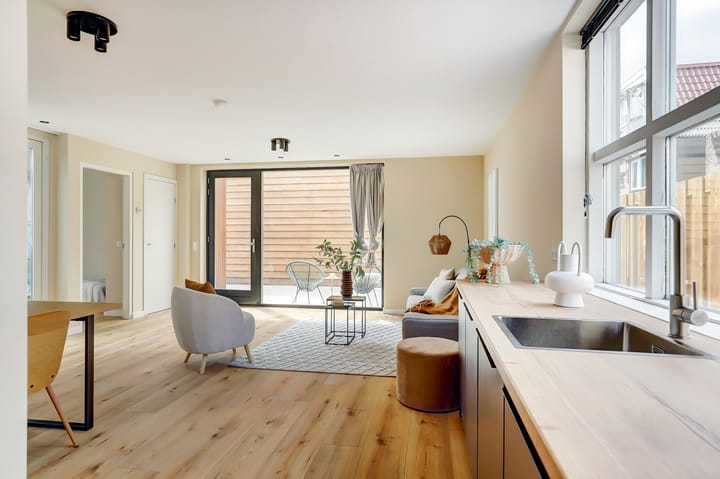 Foto 12 van Julianastraat 15-A