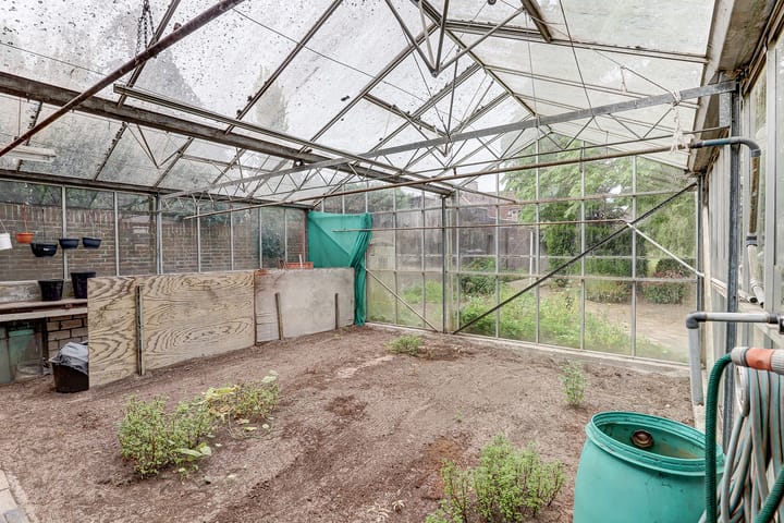 Photo 36 of Kanaalstraat 25