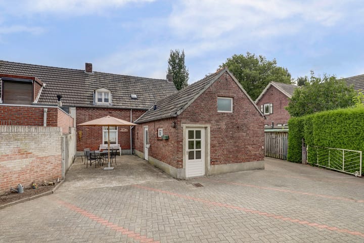 Photo 28 of Kanaalstraat 25