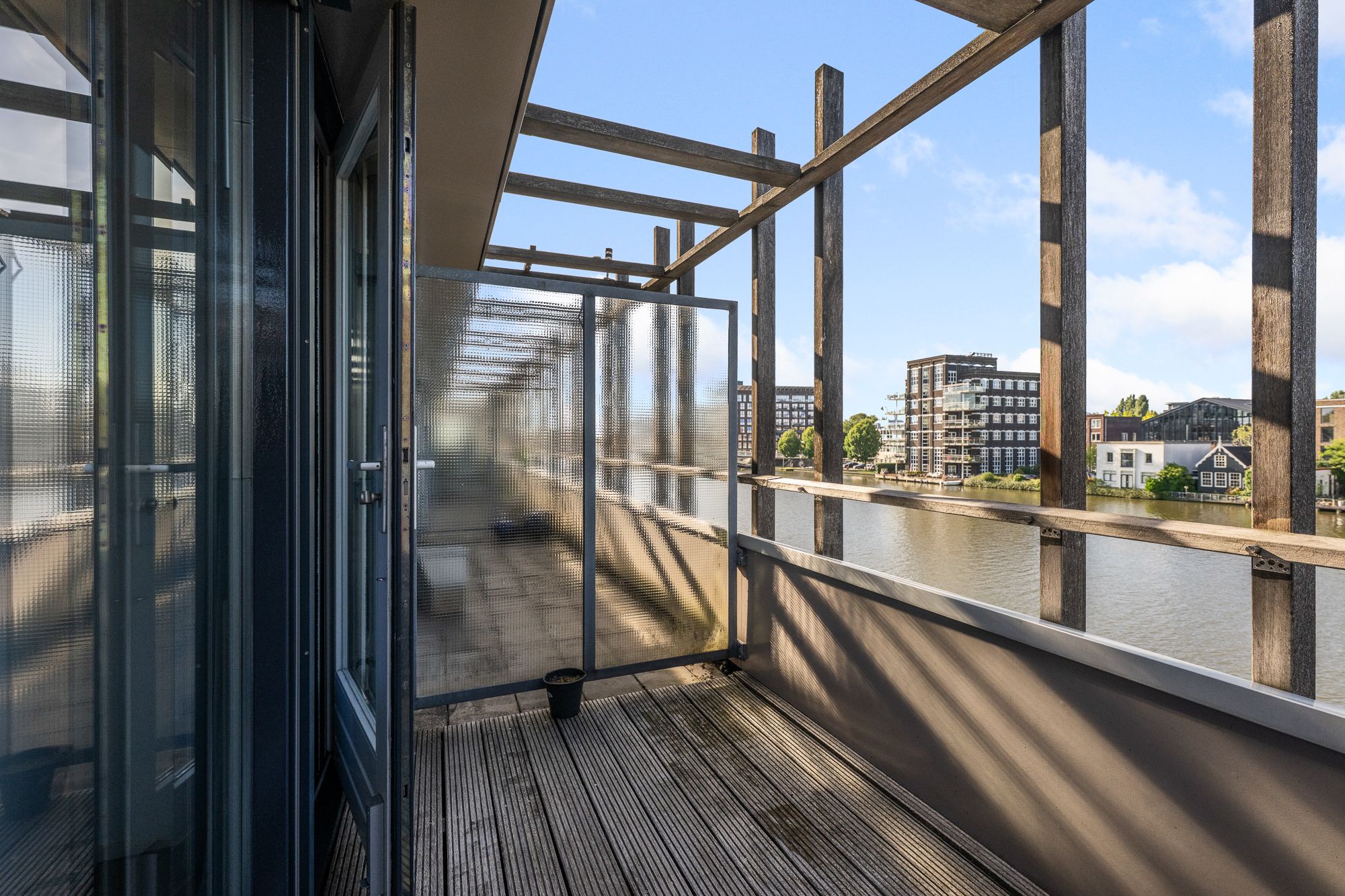 Foto 30 van Oostzijde 249